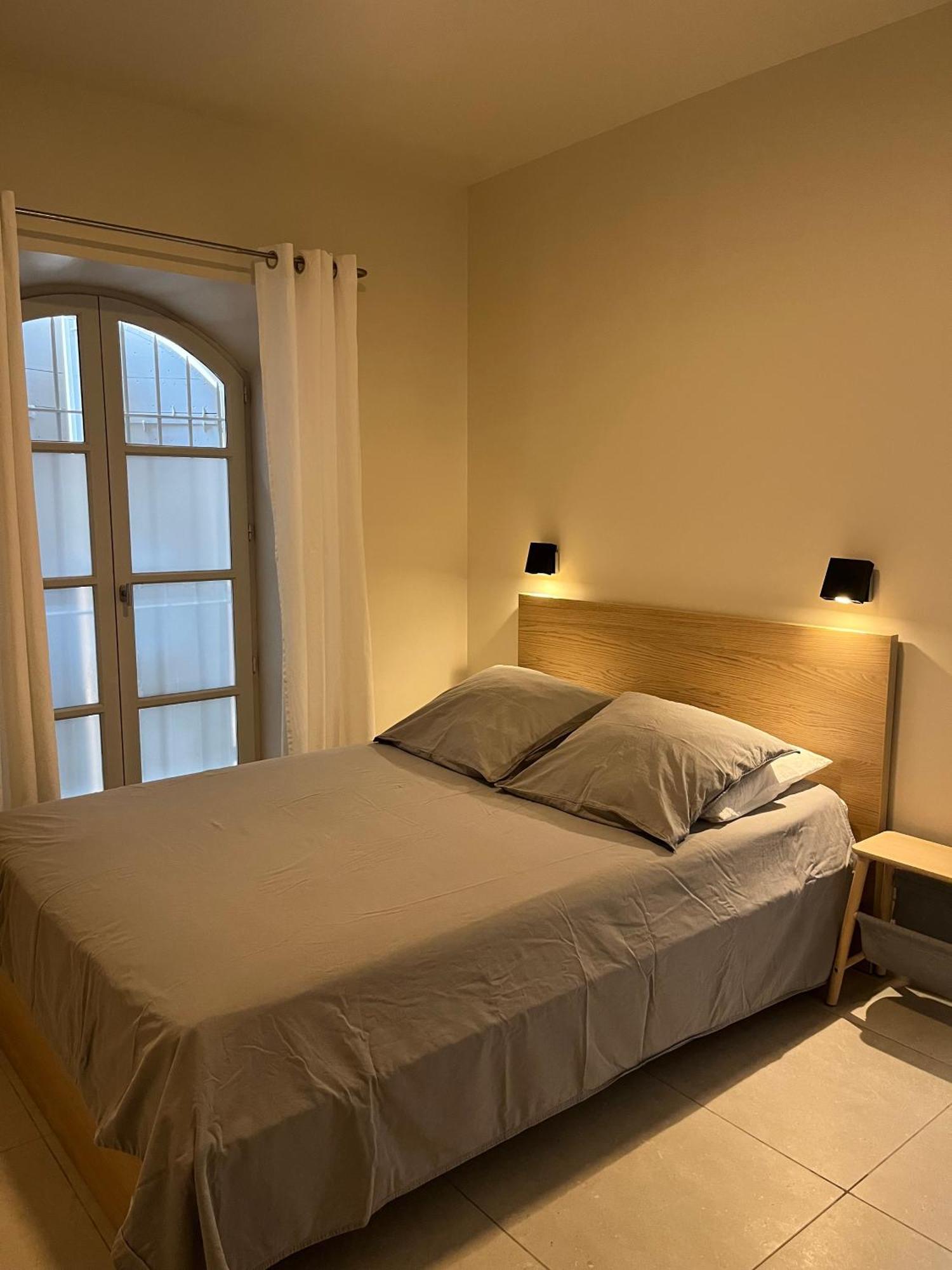 Le Petit Appartement D'阿爾勒 外观 照片